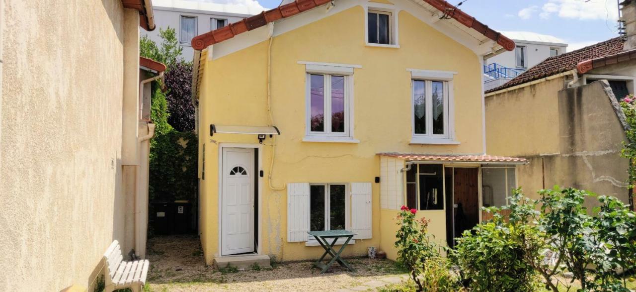 La Bonbonniere Apartment Шампини сюр Марн Екстериор снимка