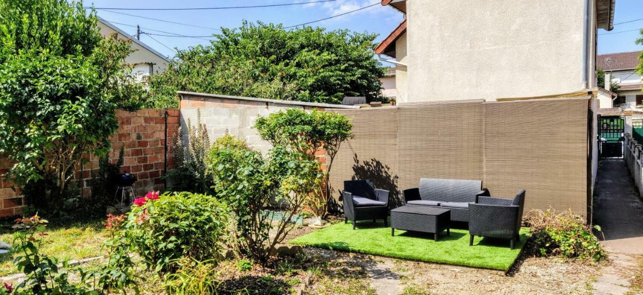 La Bonbonniere Apartment Шампини сюр Марн Екстериор снимка
