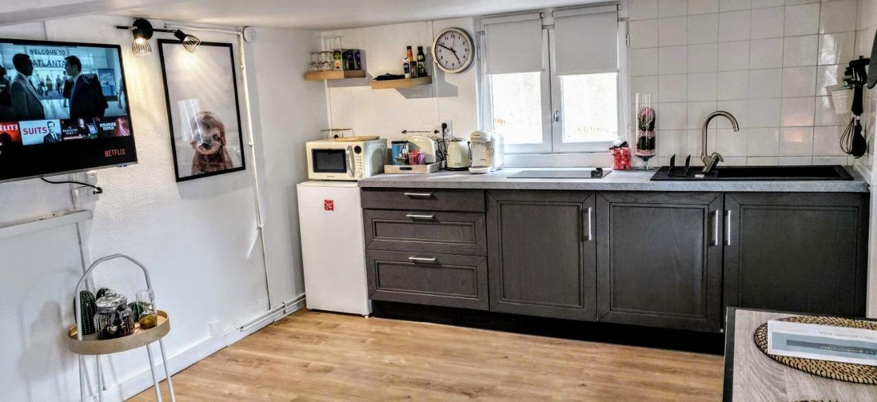 La Bonbonniere Apartment Шампини сюр Марн Екстериор снимка